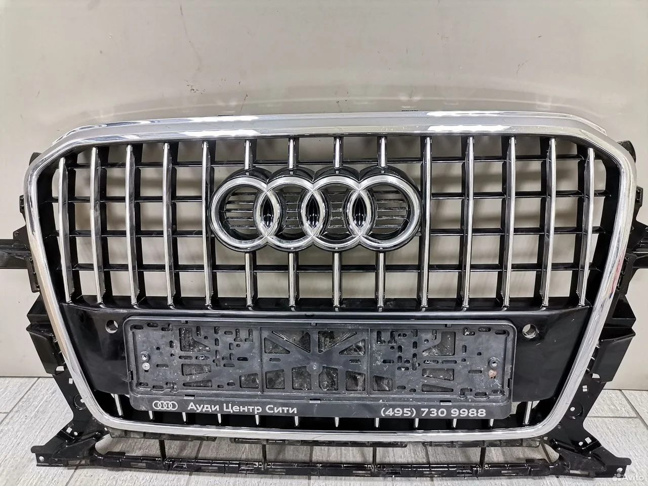 Решетка радиатора s-line audi q5 8r 8r0853651ab