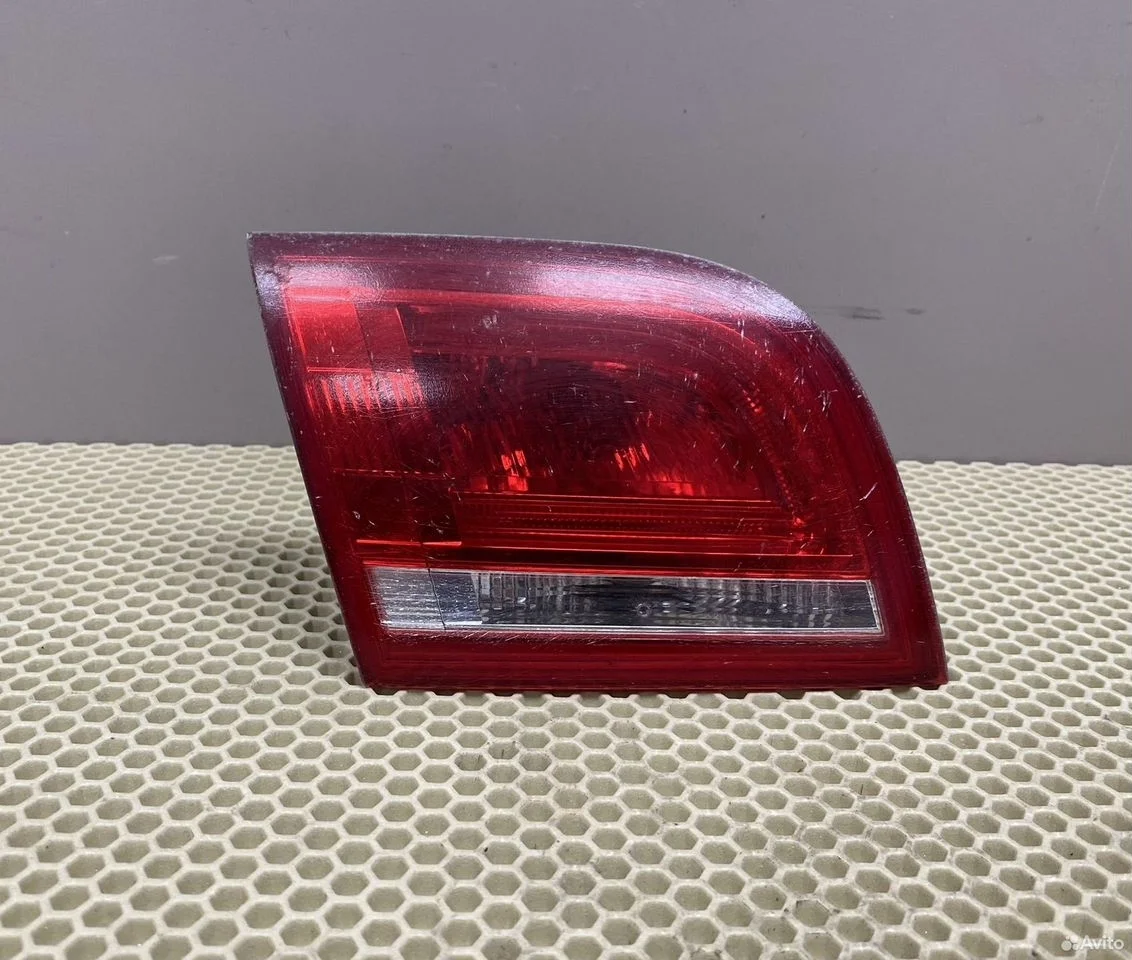 Фонарь задний левый audi a3 8p 8p4945093d