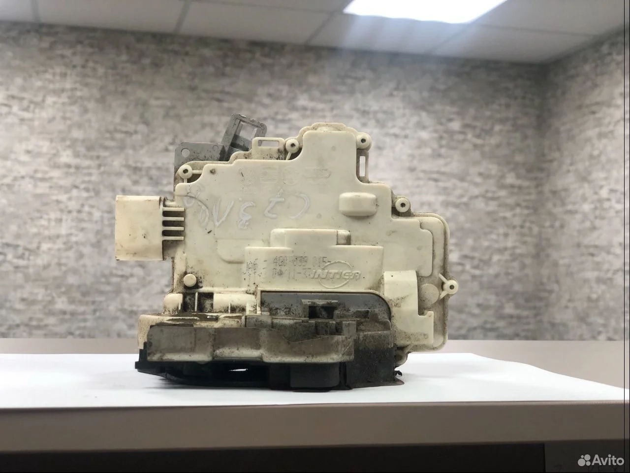 Замок двери задний левый audi a6 c7 4g0839015