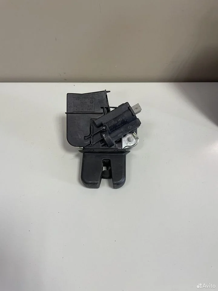 Замок крышки багажника audi a6 c6 4f 4f5827505d