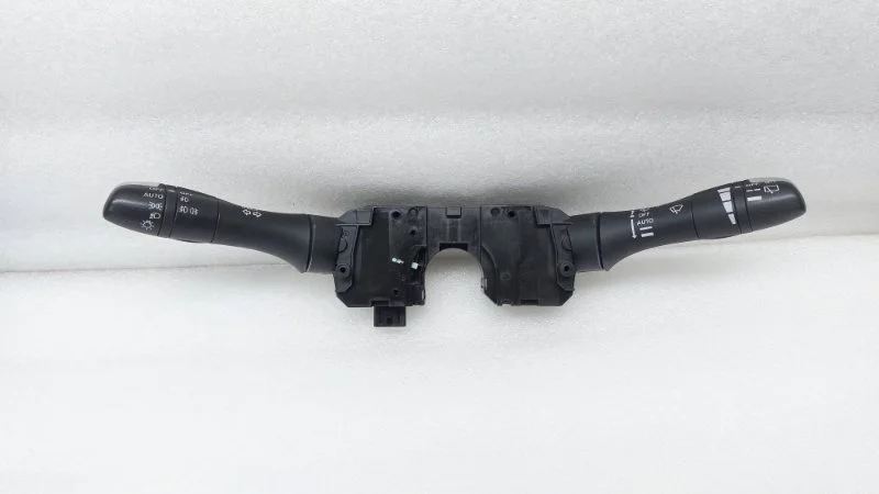 Переключатель подрулевой Infiniti QX56 2012 Z62