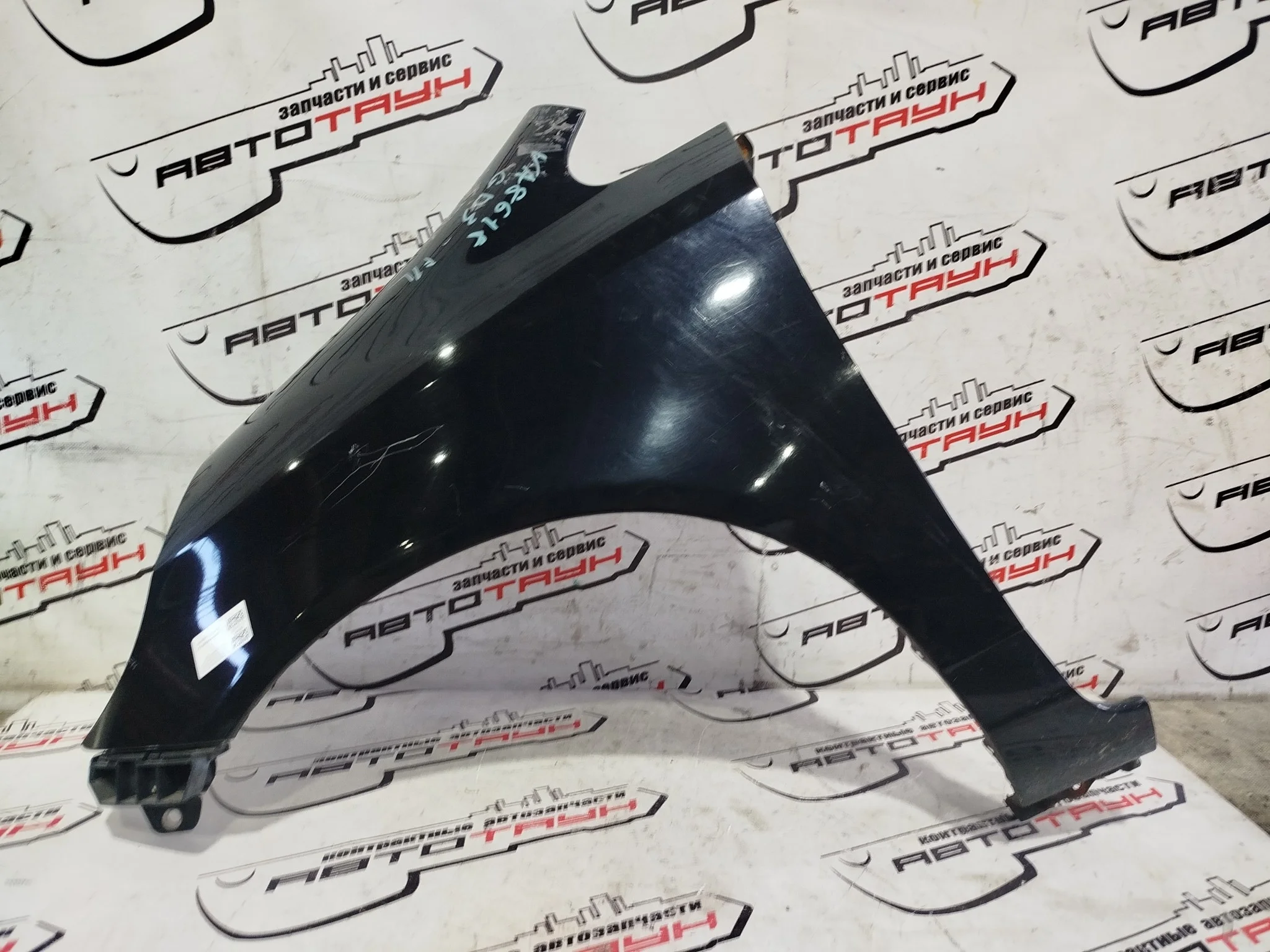 КРЫЛО HONDA FIT JAZZ GD1 GD2 GD3 GD4 60261SAA000ZZ ПЕРЕДНЕЕ ЛЕВОЕ БЕЗ ПОВТОРИТЕЛЯ черный, B92P VA8618
