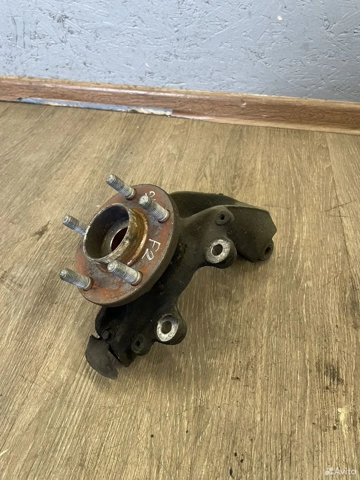 Кулак поворотный правый ford focus 2 2008-11г