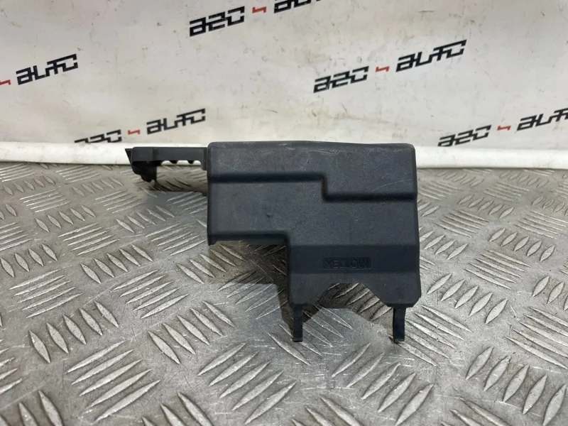 Крышка блока предохранителей Citroen Ds4 2012 9666817180 1 1.6