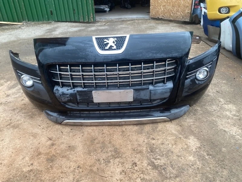 Бампер Peugeot 3008 2011 7401RZ 1, передний