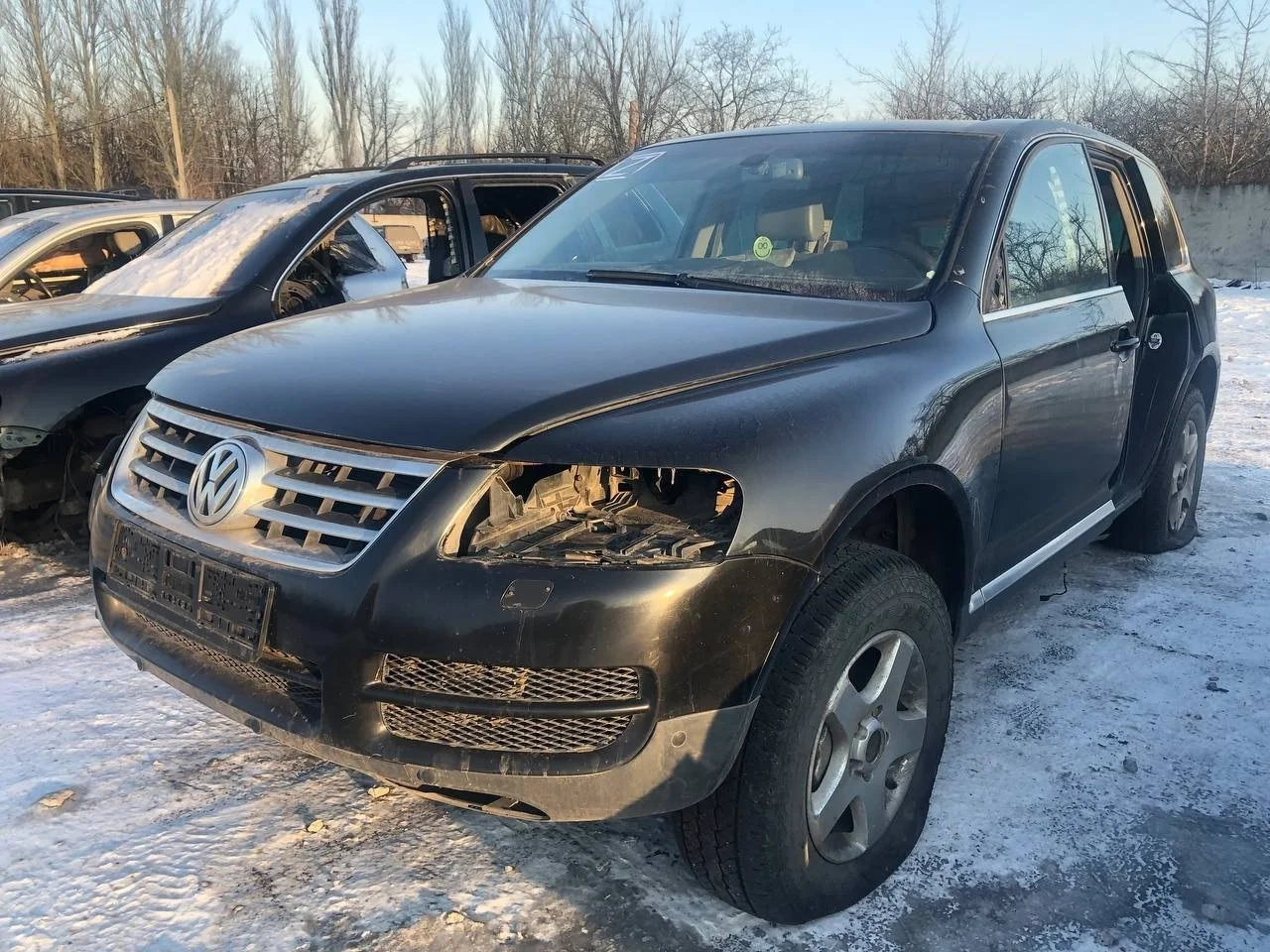 Подкрылок передний левый Volkswagen Touareg I (7L) 2002-2010 3.2 (220Hp) (AZZ,BAA,BKJ,BMV,BMX) 4WD AT