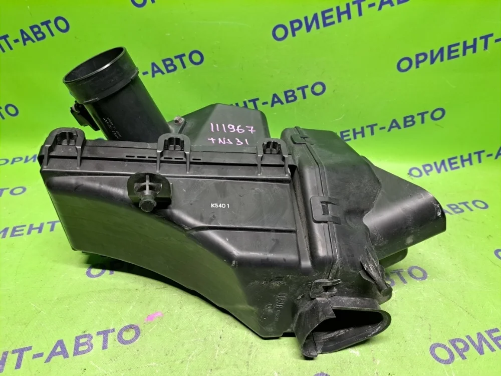 Корпус воздушного фильтра Nissan Teana 2005 226807S000 TNJ31 QR25DE