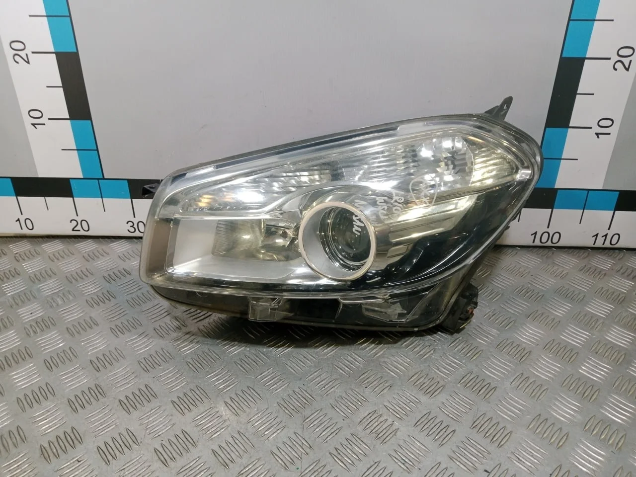 [Б/У] Фара левая правый руль Nissan Qashqai 2009-2014 [Код: 00511565 ]
