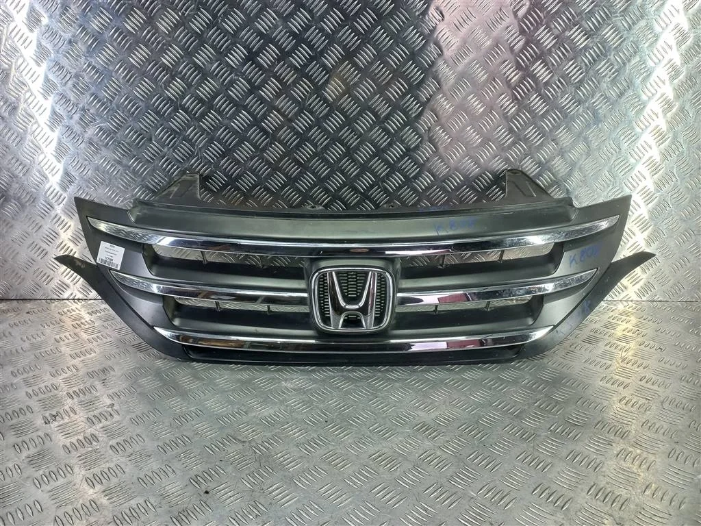 Решетка радиатора HONDA CR-V 4 2011-2015