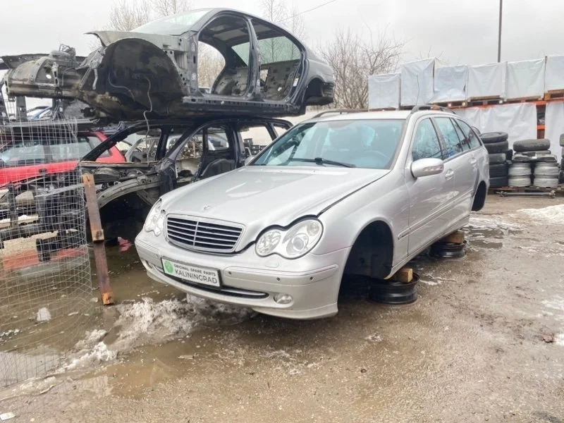 Кузов по частям Mercedes-Benz -Class 2002 S203 4MATIC