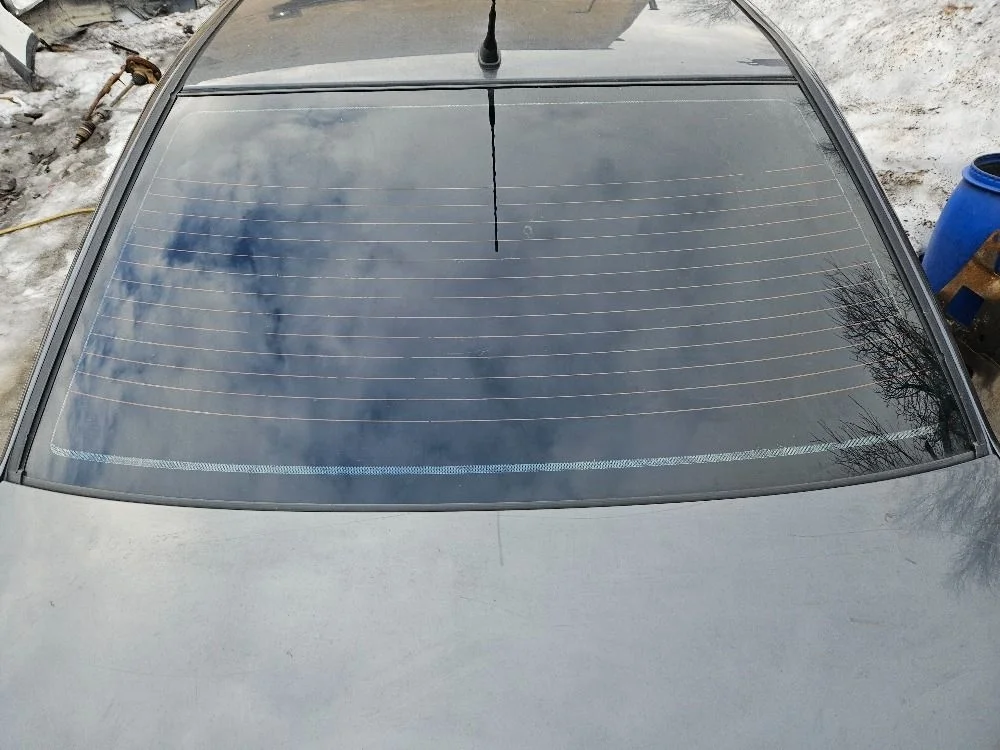 Стекло заднее на Mitsubishi Lancer 9