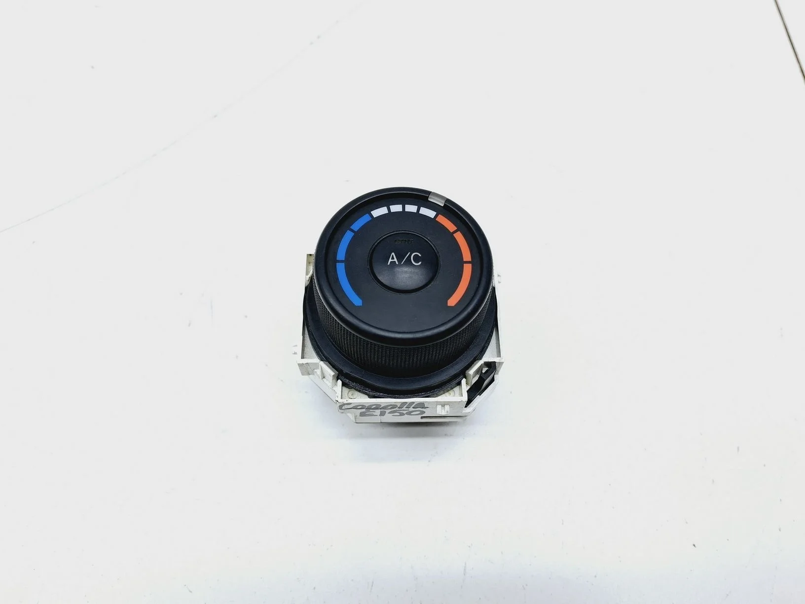 переключатель отопителя (печки) Toyota Corolla (E150) 2006-2013