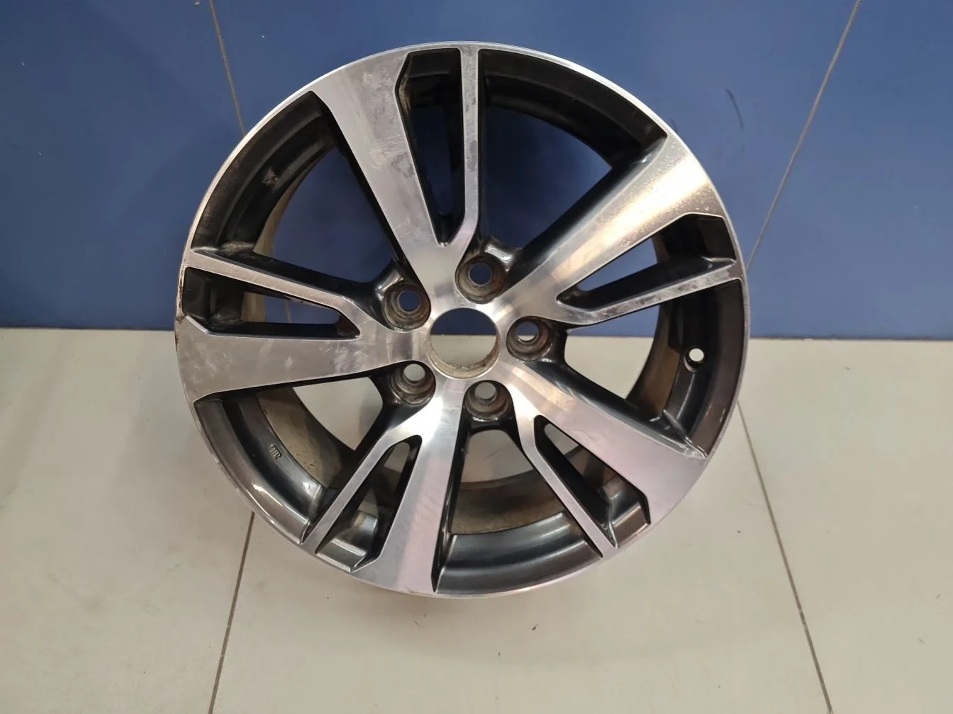 Диск колесный алюминиевый R17 для Toyota RAV 4 2013-2019