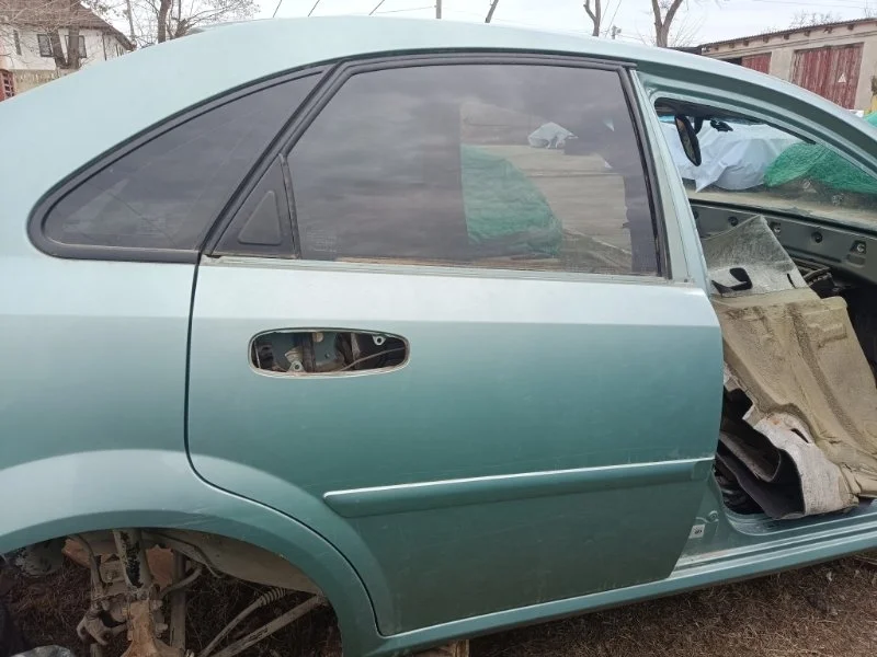 Дверь Chevrolet Lacetti 2006 96547900 J200 СЕДАН T18SED, задняя правая