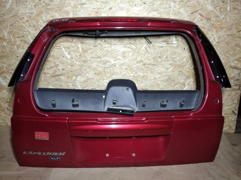 Крышка багажника Ford Explorer (01-11)