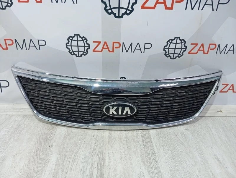 Решетка радиатора передняя Kia Sorento 2 XM