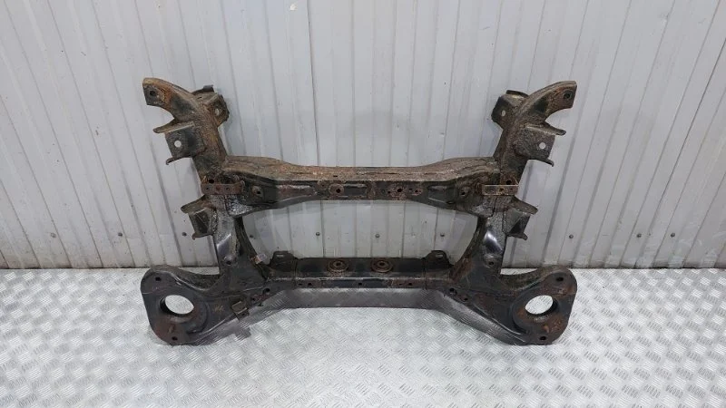 Подрамник Infiniti QX56 2012 Z62