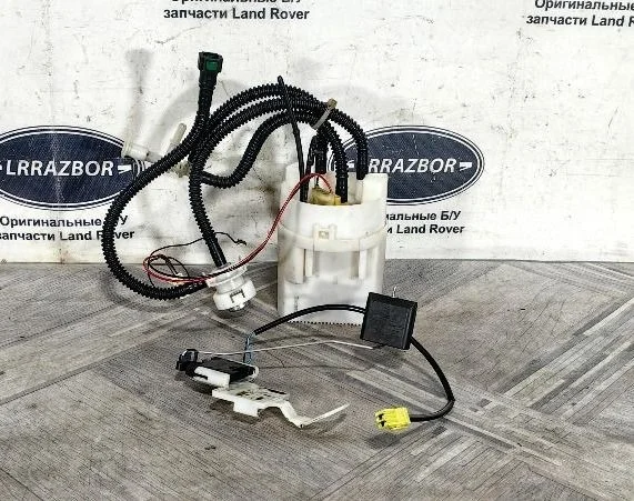 Насос топливный Range Rover Sport L320 2005-2009