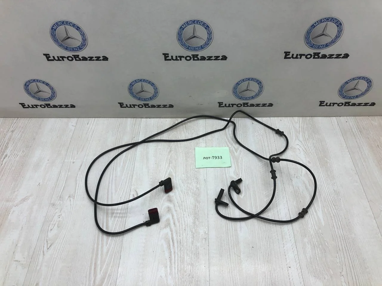 Датчик ABS задний Mercedes W211