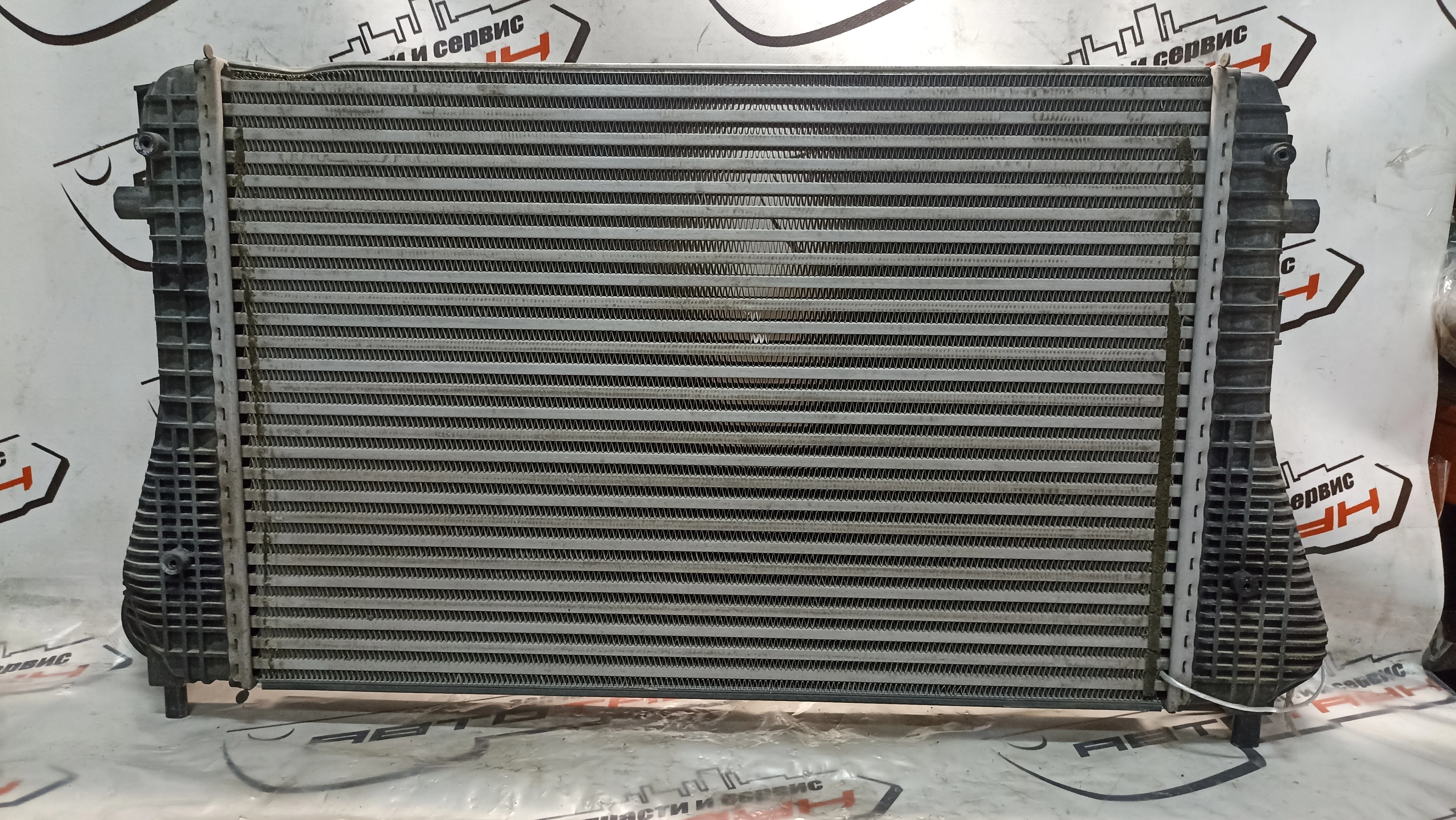 РАДИАТОР ИНТЕРКУЛЕРА AUDI VOLKSWAGEN SEAT SKODA ... OCTAVIA SHARAN SUPERB TIGUAN TOLEDO TOURAN TT YETI ... 5P2 5P5 8J3 8J9 8P1 8P7 8PA MK5 1K0145803A DY295Z