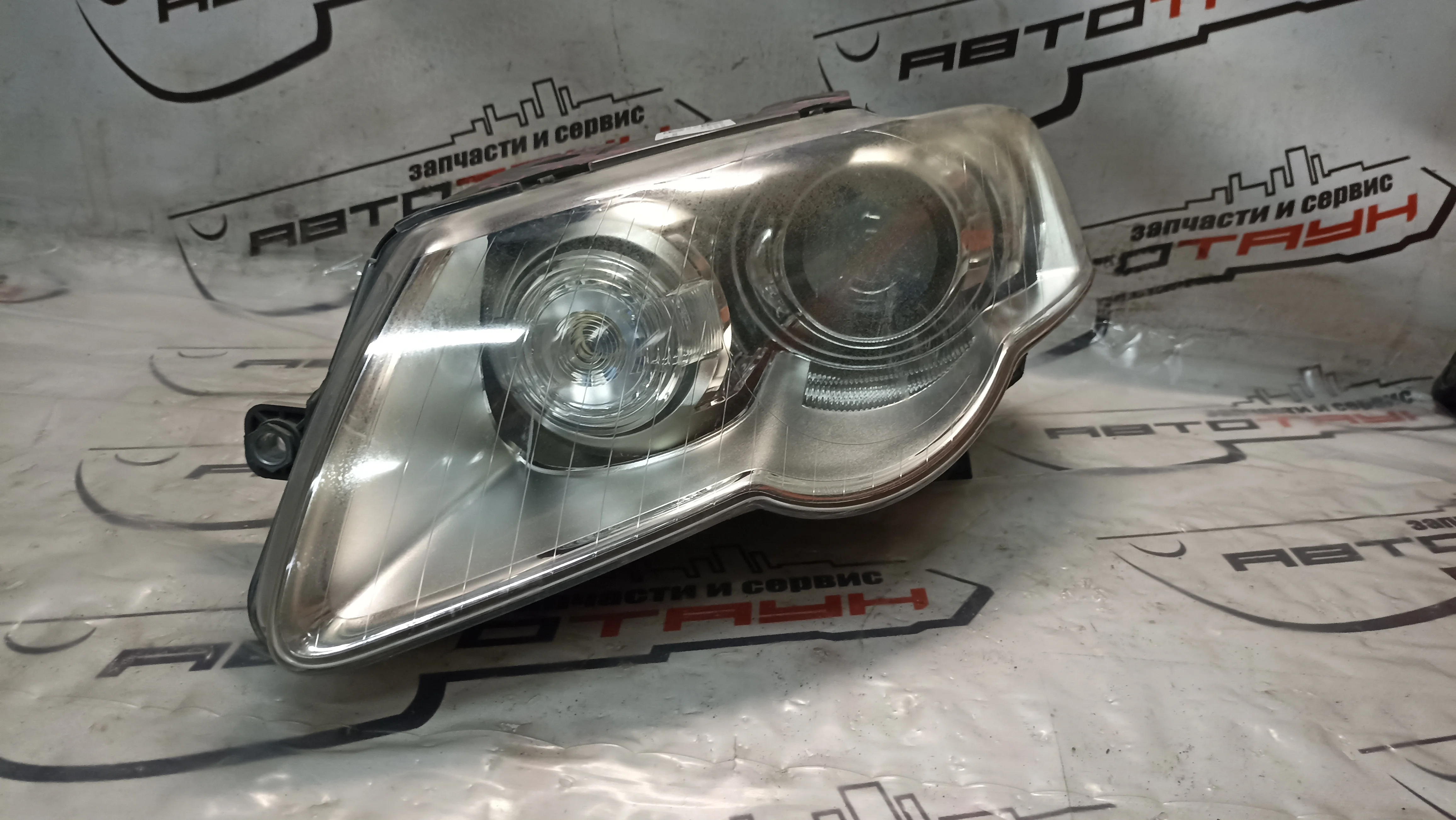 ФАРА VOLKSWAGEN PASSAT 3C2 3C5 B6 89312670 XENON ЛИНЗА ЛЕВАЯ 3C0941751 DY295Z