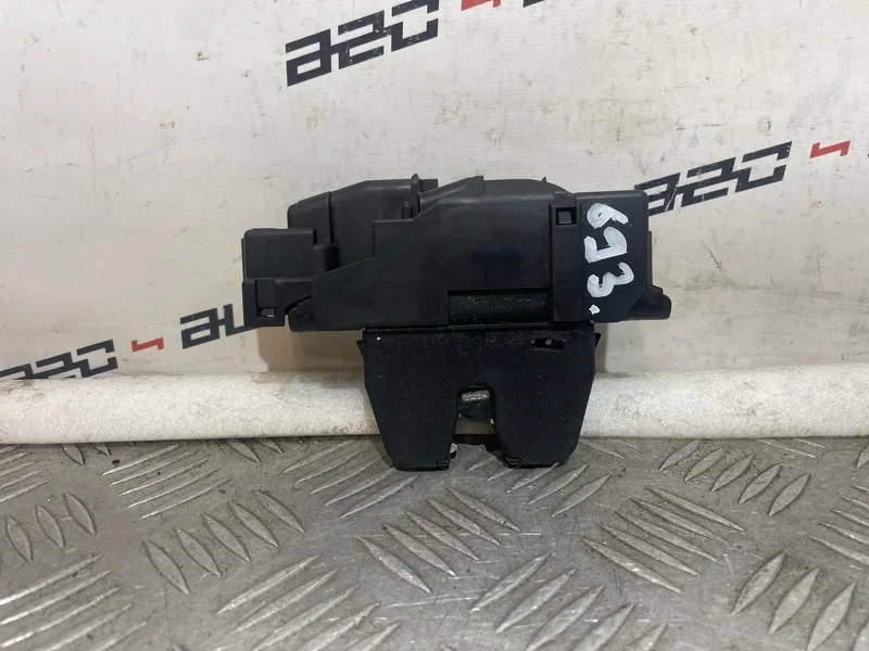Замок багажника Citroen C4 Picasso Grand 2014 9804762080 B78 1.6