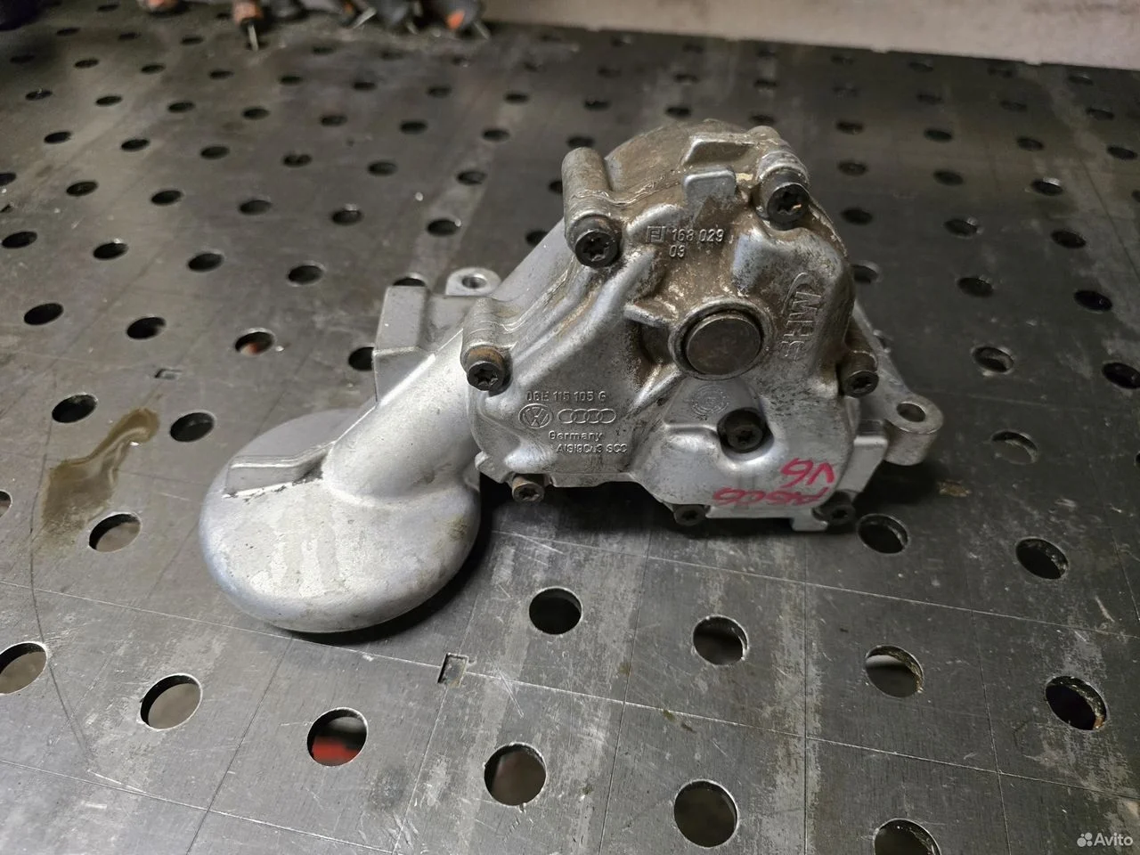 Масляный насос 2.4 bdw 3.2 auk bkh audi a6 c6