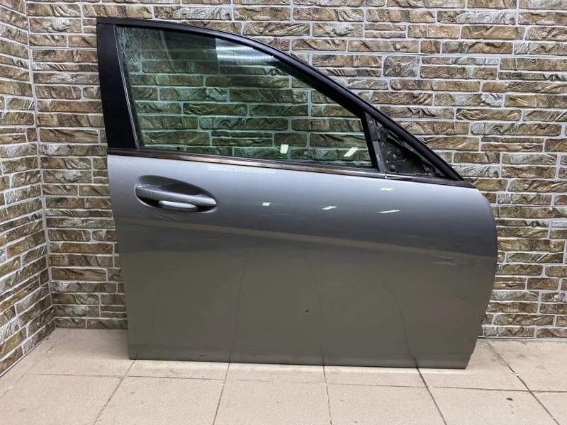 Дверь Mercedes-Benz -class 2013 W204