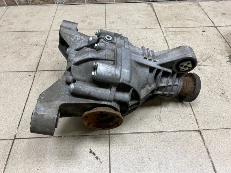 Редуктор Audi Q7 2008 4L