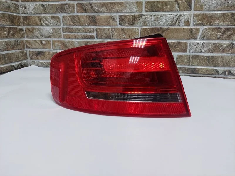 Фонарь задний Audi A4 2010 B8