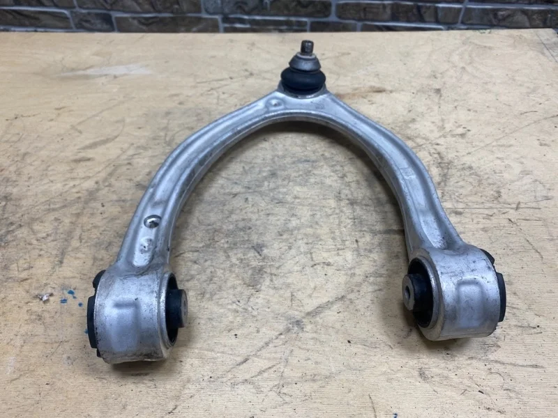 Рычаг подвески верхний Mercedes-Benz -Class 2017 W213