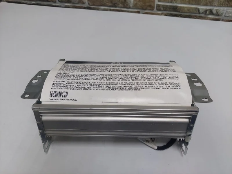Подушка безопасности в колени Mercedes-Benz -Class 2008 W251
