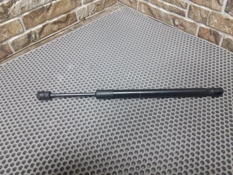 Амортизатор капота BMW X5 2016 F15