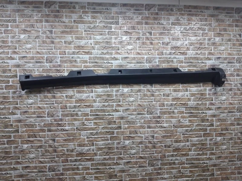 Накладка порог наружная Land Rover Discovery Sport 2017 L550