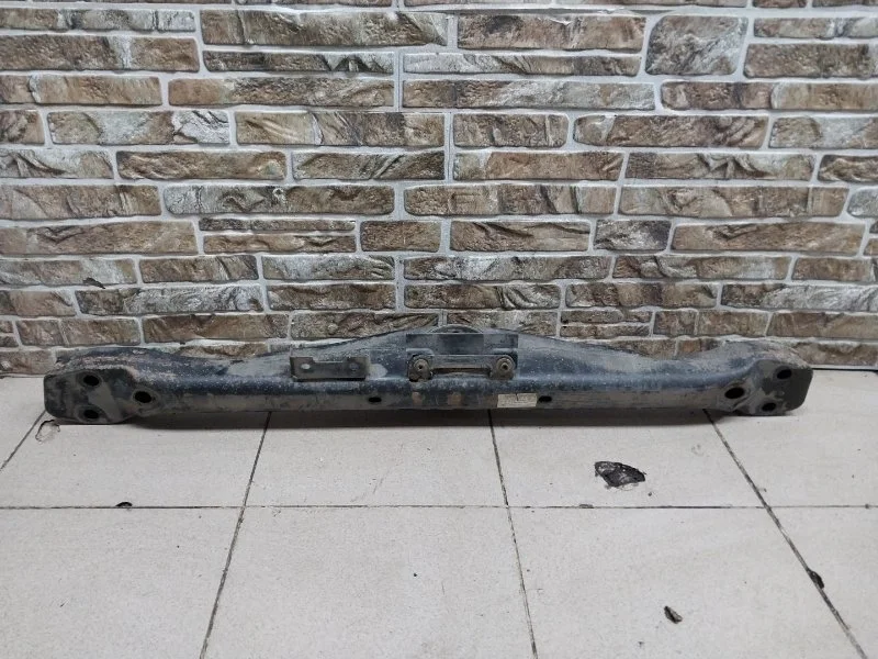 Балка под кпп Audi Q7 2012 4L