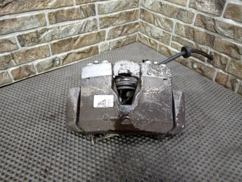 Суппорт тормозной Audi A6 C7