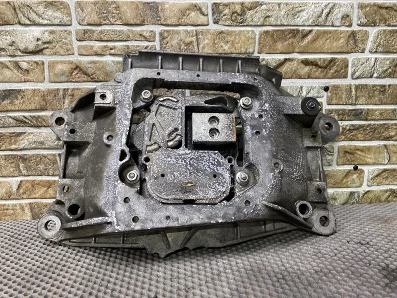 Опора акпп Audi A6 C7