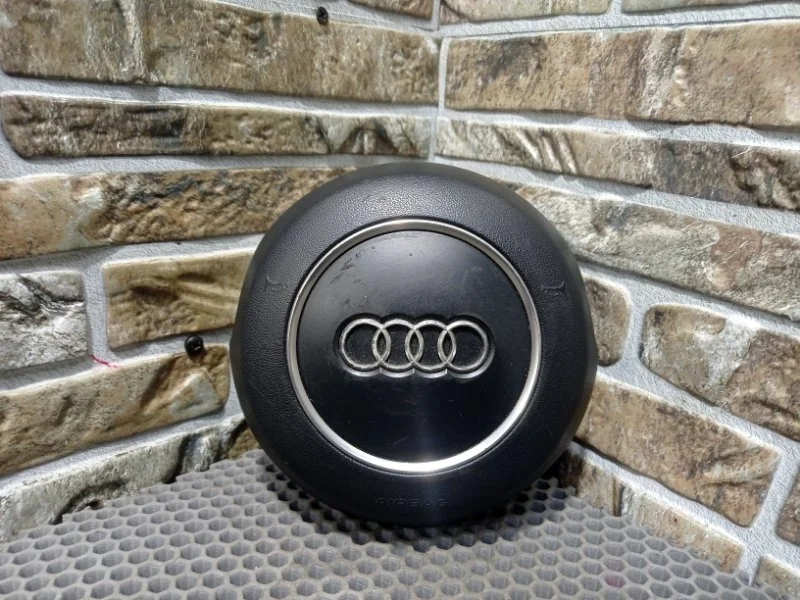 Подушка безопасности в руль Audi A7 C7