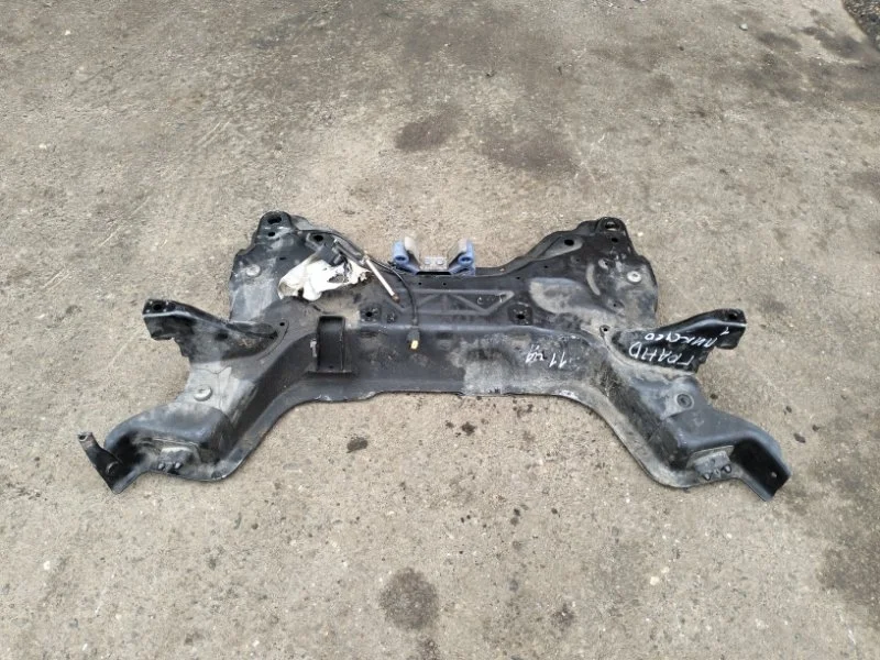 Балка подвески Citroen C4 picasso