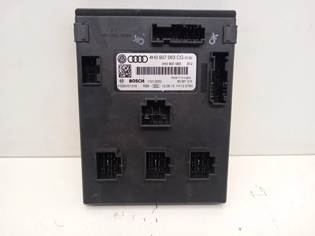 Блок управления бортовой сети Audi S6 2013 C7/4G