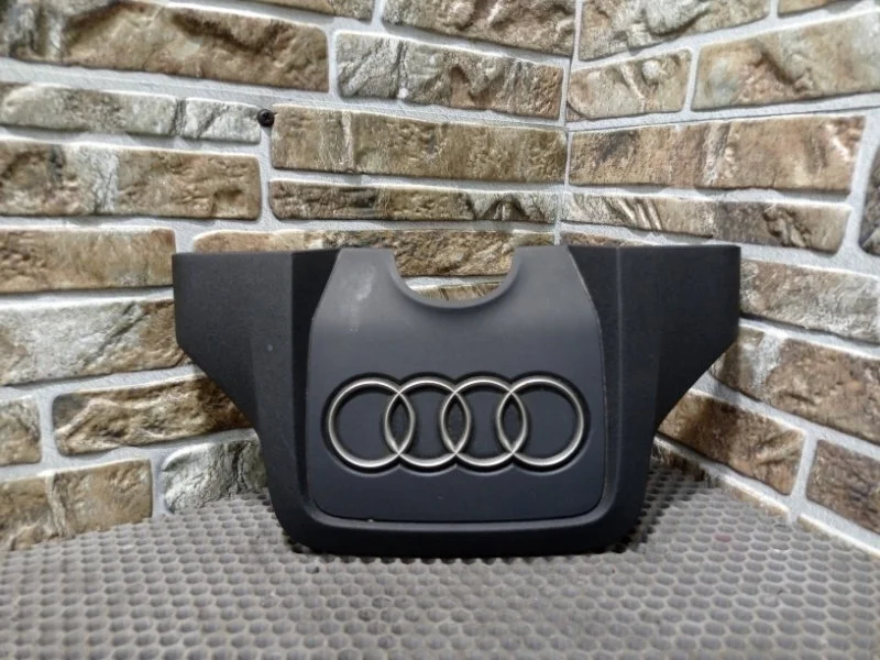 Декоративная крышка двигателя Audi A6 C7