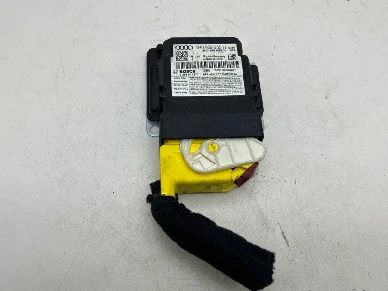 Блок управления air bag Audi A6 C7