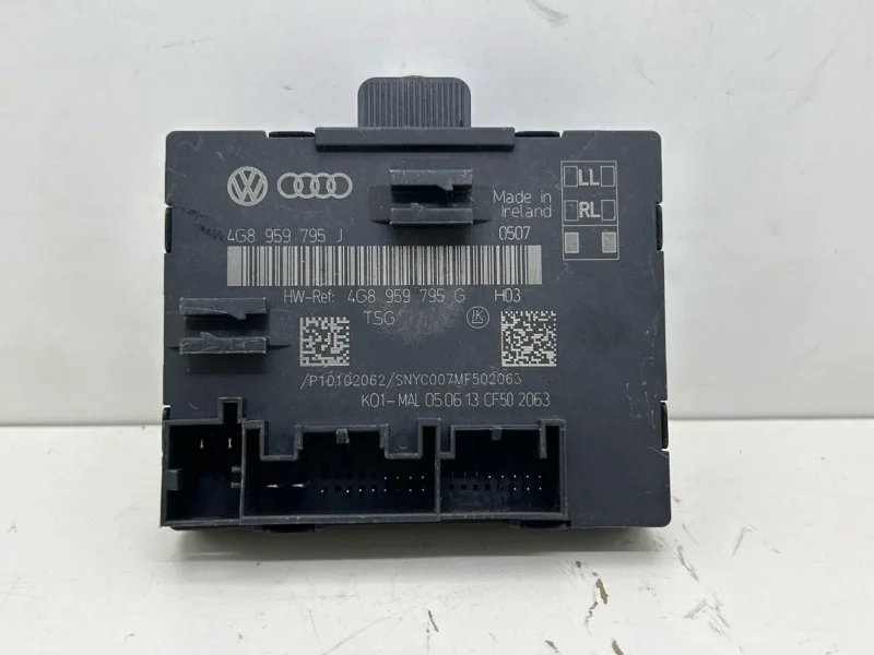 Блок управления двери Audi A6 C7