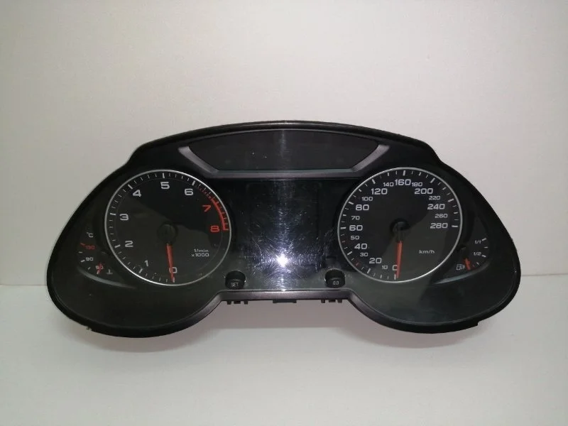 Панель приборов Audi Q5 2010 8R