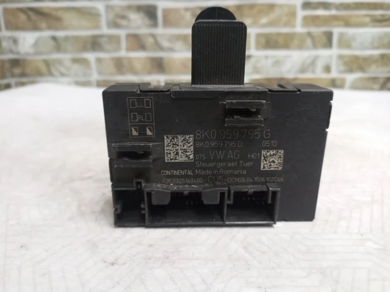 Блок управления дверьми Audi A6 2008 С6