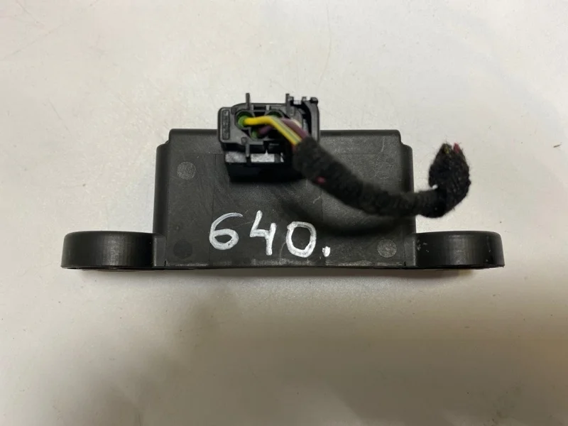 Датчик ускорения Mercedes-Benz -Class 2007 W251