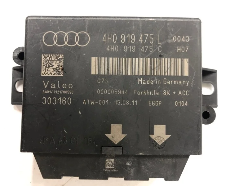 Блок управления парктроником Audi A6 4L