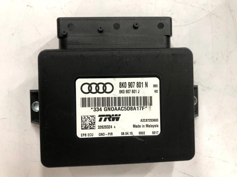 Блок управления стояночным тормозом Audi A4 B8
