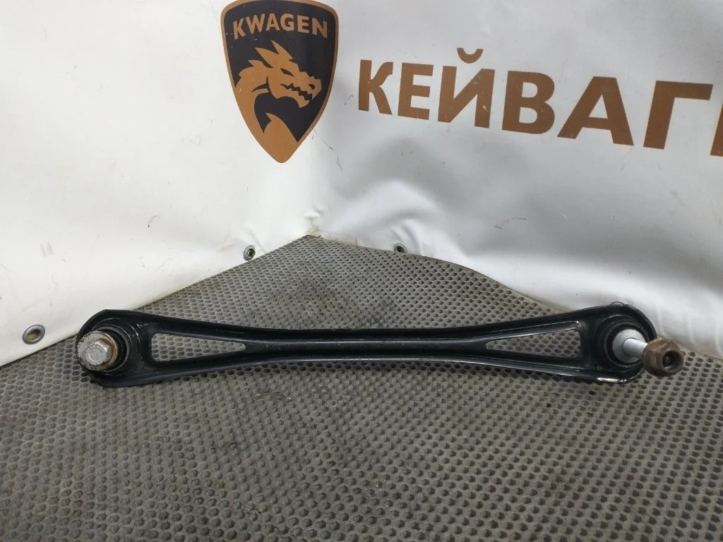 Рычаг подвески Audi Q7 2010 4L