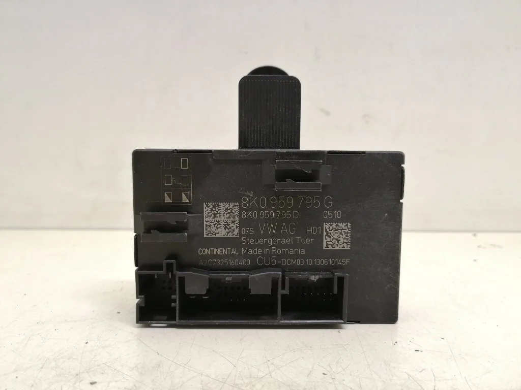 Блок управления двери Audi Q5 2015 8R